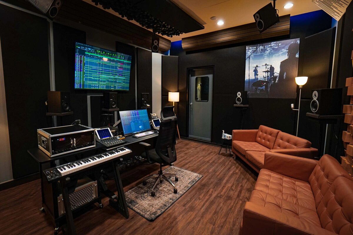 Studio 1